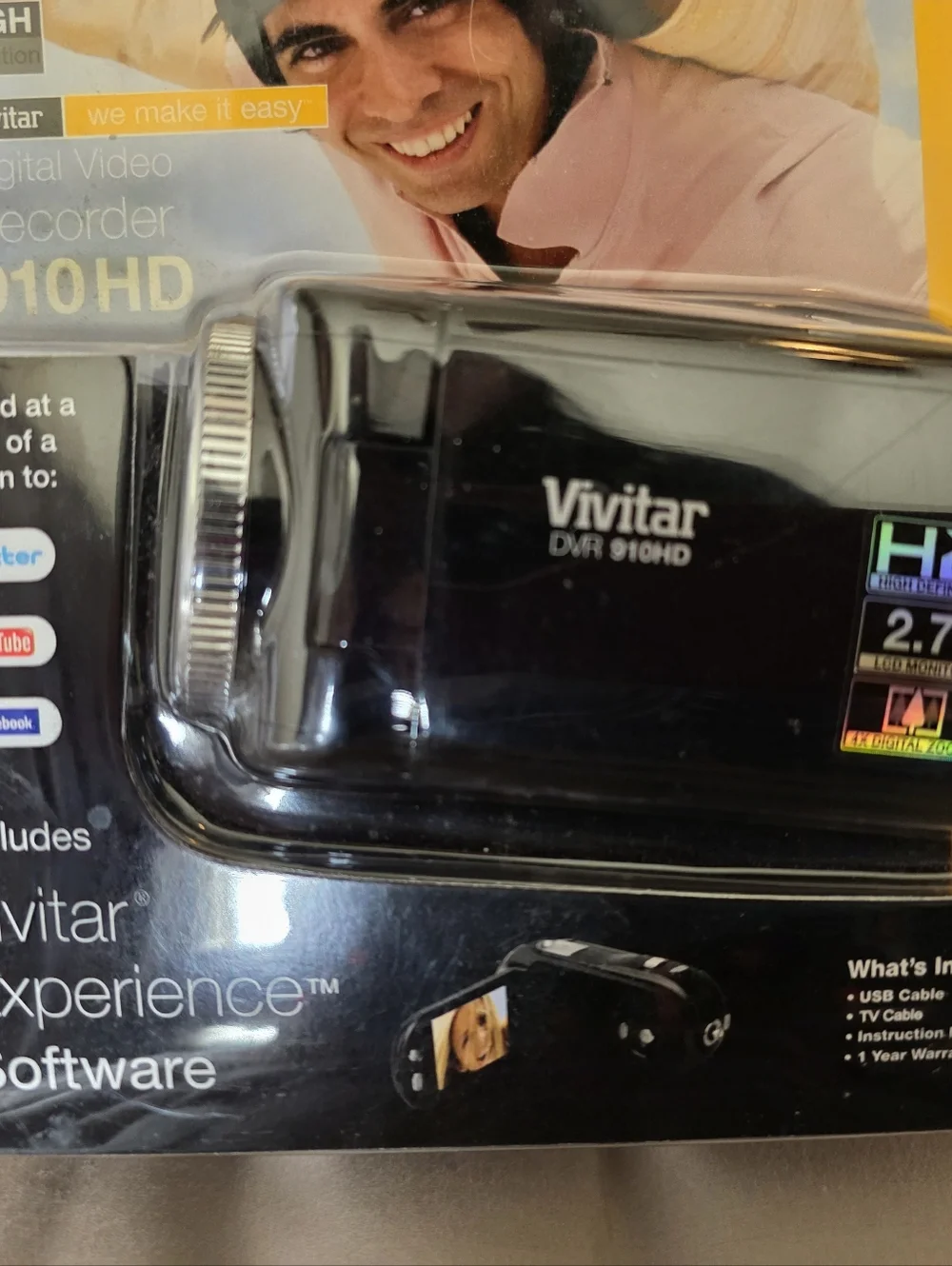 BNIB Vivitar 910HD Digital Video Recorder - Black